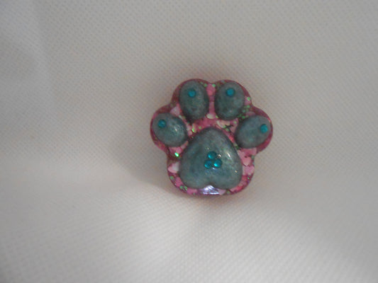 Paw coverminder/fridge magnet